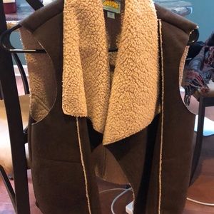 Brown Sherpa vest